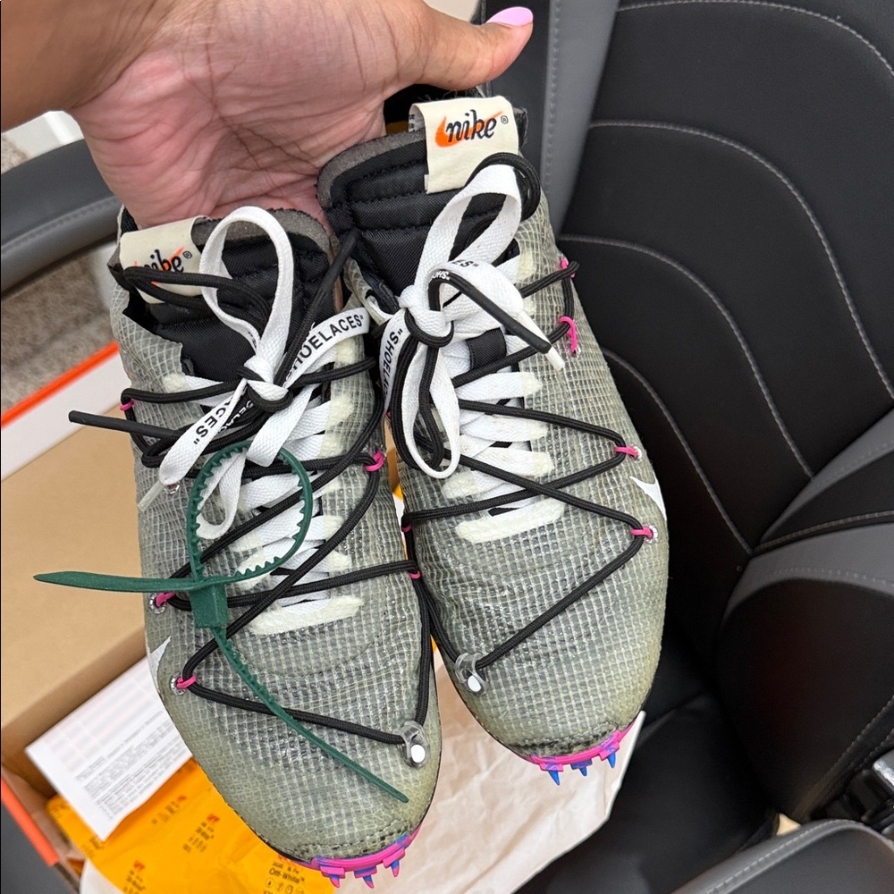 Nike Women's Black and Green Track Sneakers off white Nike